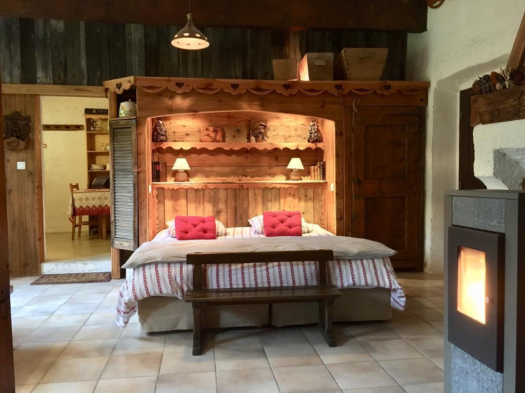 Les Means Bed & Breakfast Meolans-Revel Eksteriør bilde