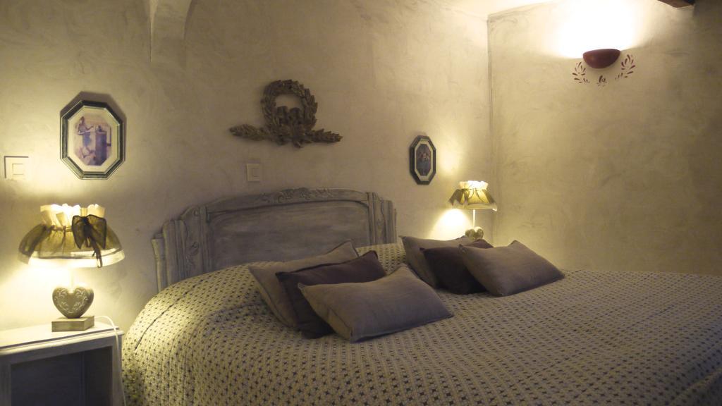 Les Means Bed & Breakfast Meolans-Revel Eksteriør bilde