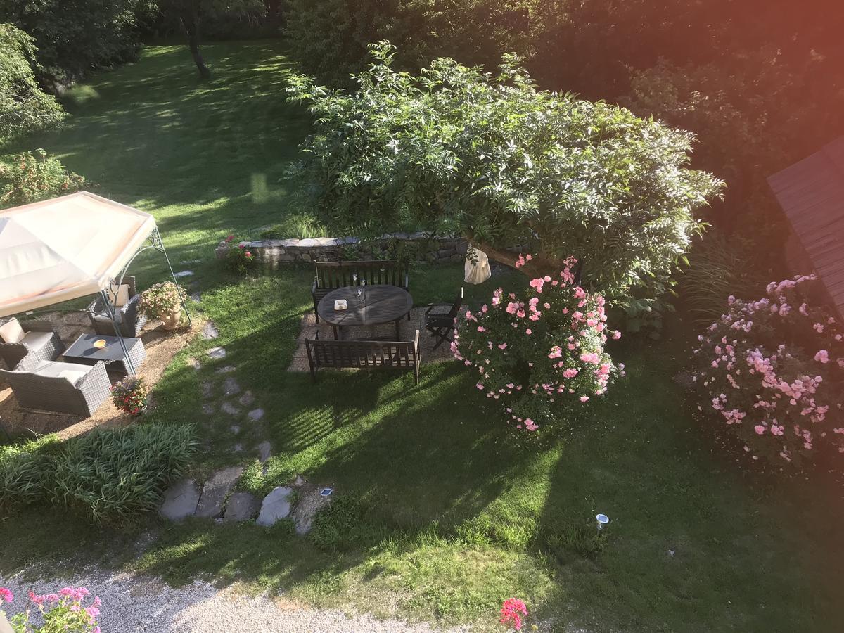 Les Means Bed & Breakfast Meolans-Revel Eksteriør bilde