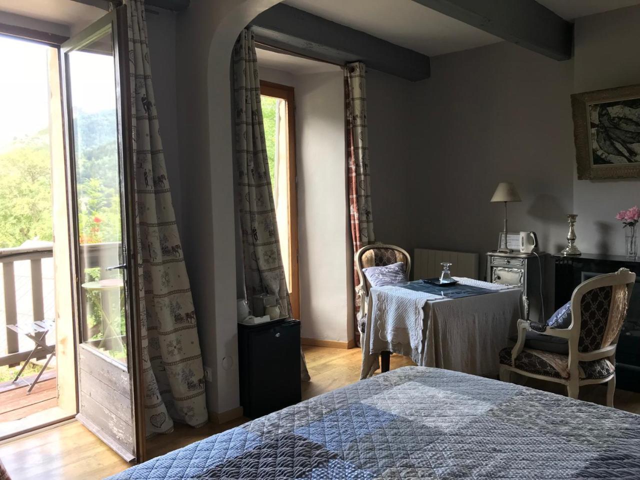 Les Means Bed & Breakfast Meolans-Revel Eksteriør bilde